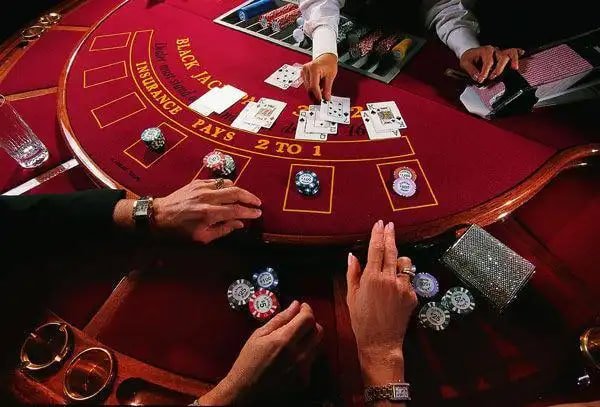 VIP Club content cards shown in an ace4444 red esports layout